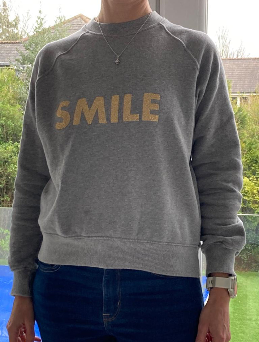Lola SMILE Sweatshirt Relaxed Fit Dropped Shoulders
